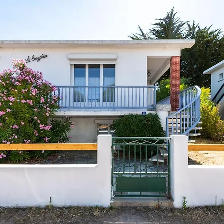 Maison Avec Veranda Lumineuse - 300m De La Holiday home *